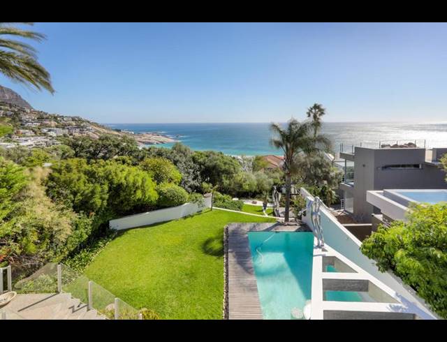 5 BEDROOM HOUSE FOR SALE IN LLANDUDNO